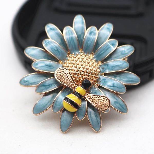 

doreenbeads fashion daisy brooches for women flower series accessories daisy flower bee gray enamel 40mm x 40mm, 1 piece