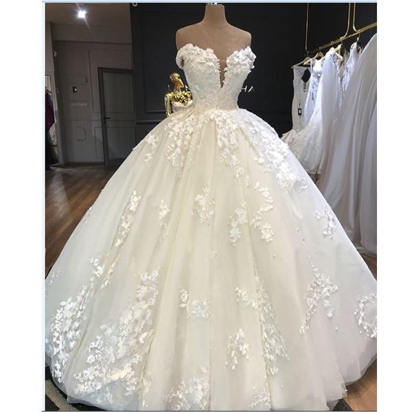 

exquisite strapless sheer neck ball gown wedding dresses 2019 ruffle lace handmade applique floor length bridal' wedding gowns, White