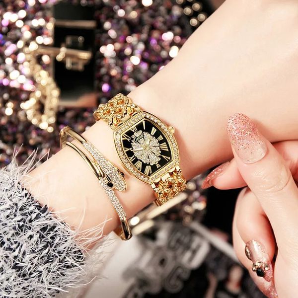 Relojes Mujer Ladies Diamante Pulseira relógios Conjunto 2 Pçs Mulheres Luxo Moda Flamboyant Dial Little Diamonds Watch Feminino C MX190720