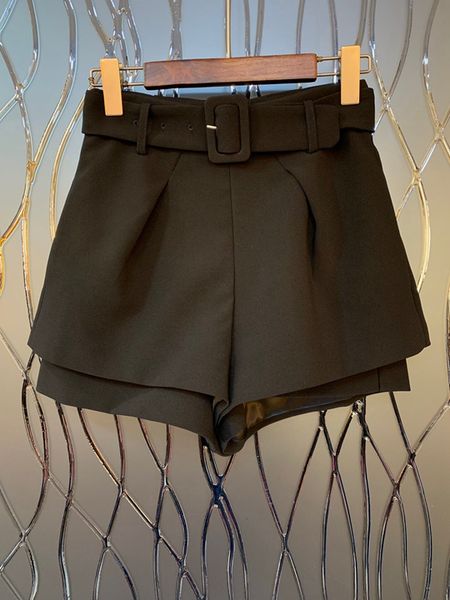 

2019 new women's autumn and winter wild solid color belt casual shorts 1004, White;black