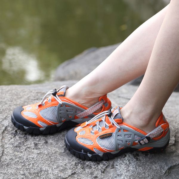 

classic slip on garden clog shoes women swimming summer beach slipper outdoor sandals aqua water sand sea lightweight shoes