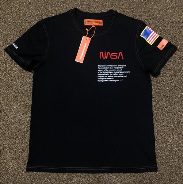 

новый случайный дизайнер роскоши одежды спортзалы tight футболка мужская фитнес футболка homme спортзалы тенниску мужчины фитнес crossfit su, White