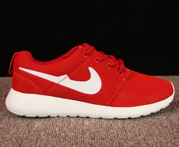 

Весной и летом мужская женская повседневная обувь дышащая сетка обувь, кроссовки