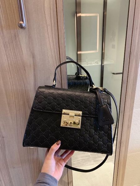 

2020 ladies fashion shoulder bag handbagshoulder bags shoulder bags ladies messenger bag tassel cattlehide crossbody bag
