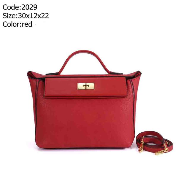 

designer luxury handbags purses women luxury designer womens shoulder bags versatile hasp vintage plain style interior zipper pocket new1