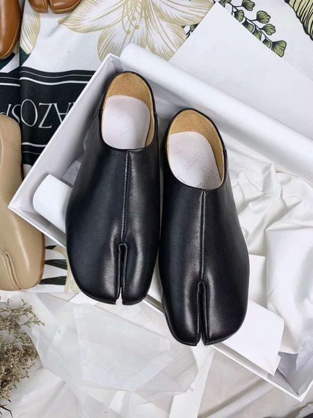 

Perfect official hoe mai on plit toe hoe man woman tabi genuine leather loafer black white brown margiela babouche hoe