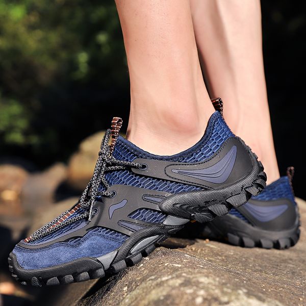

summer breathable men hiking shoes hollow mesh outdoor sports men shoes non-slip sneakers man climbing quick-dry