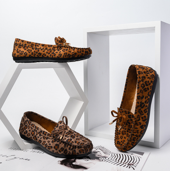 

fashion new leopard print flat shoes breathable single shoes 2020 new women's versatile shallow mouth professional round he, Black