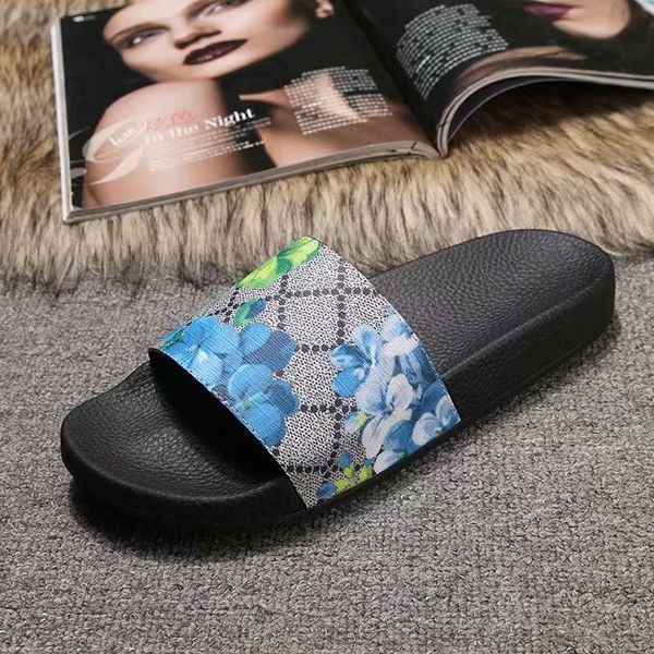 

мужская и женская мужская мода синий цветет цветок печати кожаные тапочки летний