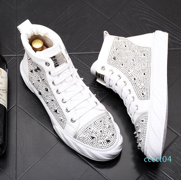 

luxury men rivets sneakers fashion trend rivets men shoes punk spikes designer sneakers men casual shoes zapatillas hombre ct04, Black
