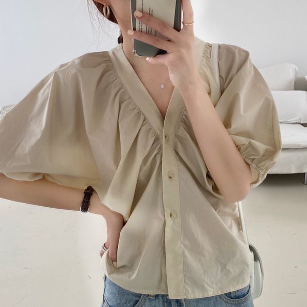 

ewq] 2020 summer new v-neck pleated puff sleeve pleated solid color shirt minimalist korean slim lady blouse qv44504, White