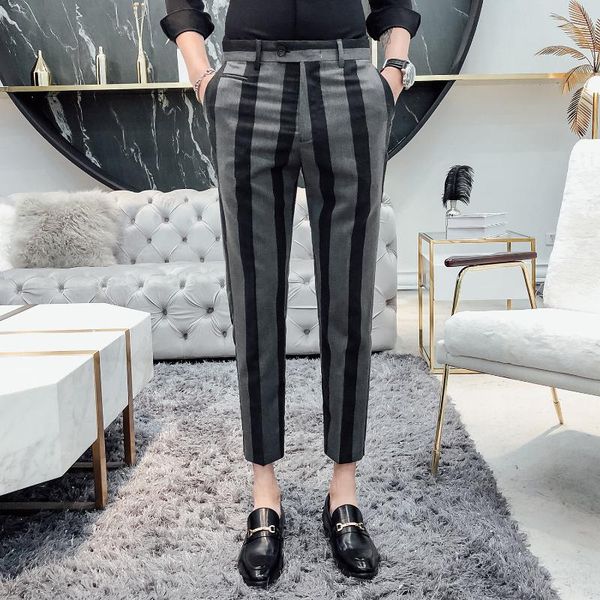 

2020 spring and summer new youth popular striped slim fit large size trousers fashion casual snine points pants gray / black, White;black
