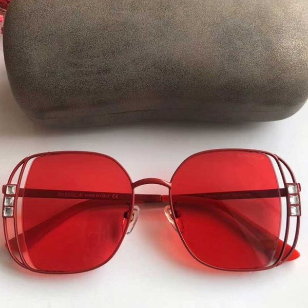 

woman designer hollow sunglasses ch1067 unique multilayer frame pop style color fashion lens wearing car light design, White;black