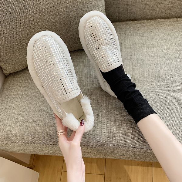 

moccasin shoes casual female sneakers women slip-on loafers fur clogs platform round toe crystal 2019 fashion women's moccasins, Black