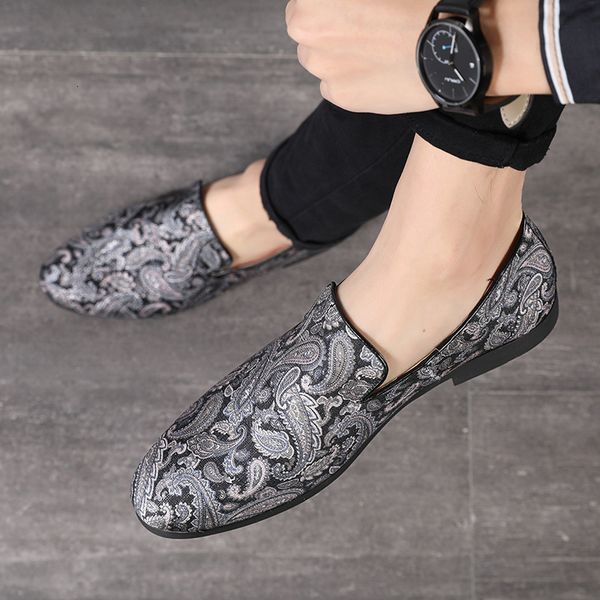 

personality embroidery casual shoes male one pedal doug shoe taobao, Black