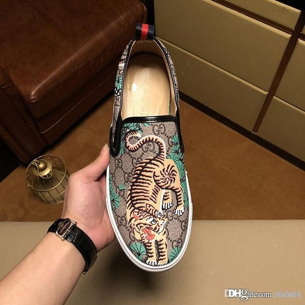 

fashion luxury 18 designer men shoes print golden tiger men trainer shoes casual home shoes 19 gucci, Blue;gray