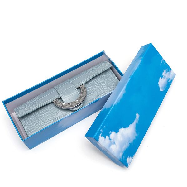 

2020 new crocodile underarm shoulder messenger portable female bag clamshell clutch evening bag baguette tide