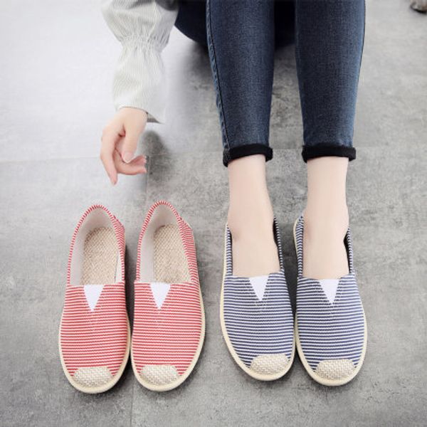 

women's breathable low-flat sports loafer shoes