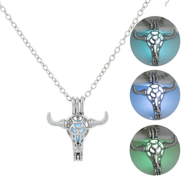 

популярные noctilucent oxhead ожерелье женщина может открыть вол рога diy свечение жемчужина кулон ключицы ожерелье группа, Silver