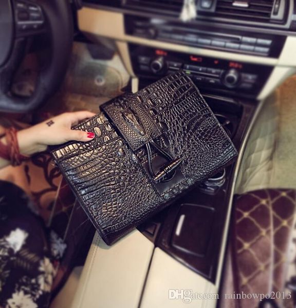 

factory wholesale men bag package crocodile lines mens handbag briefcase embossed leisure restoring ancient ways leading buckles handbags