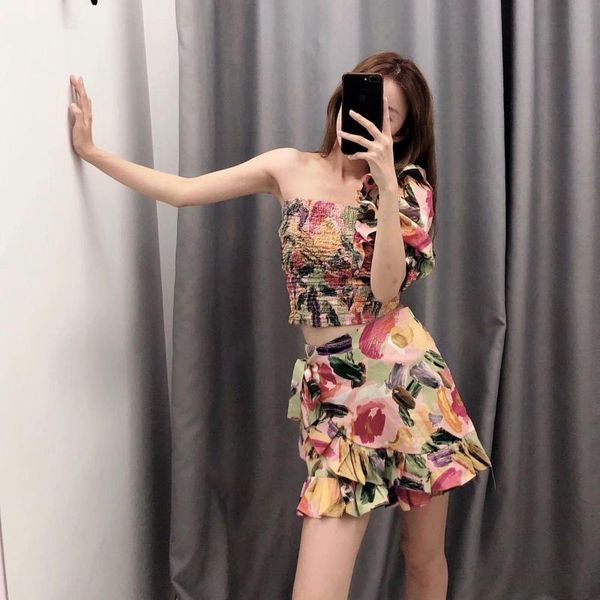 

2020 one shoulder off the shoulder crop ruffles mini skirt women two piece set outfits, White