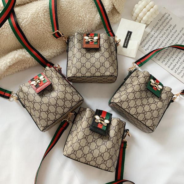 

детская сумка женское одним плечо сумка нового стиль 2020 корейского стиля versitile мода девочки плечо пчела кошелек