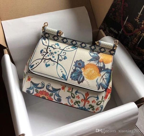 

2008 multicolor chinese fengshui painting quality 25cm cowhide color printing series fashion circle handbags quality beautiful single shoul