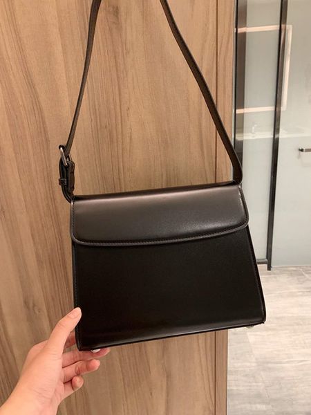 

spring and summer new women's bag minimalist style shoulder bag low profile fashion messenger bags smooth leather flap bag