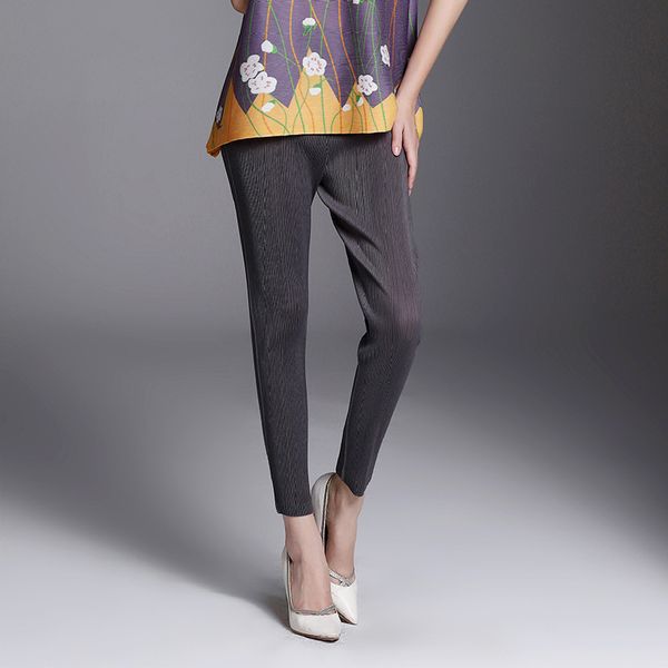

plus size pants woman 2019 elastic miyake pleated casual all-matched pencil pants solid color loose thin bottoming trousers, Black;white