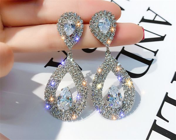 925 Silber Nadel Super Flash Set Diamant tropfenförmige Ohrringe weibliche Persönlichkeit Joker Ohrringe