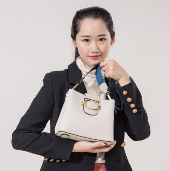 

2019 new hand-held bucket letter packaaa281