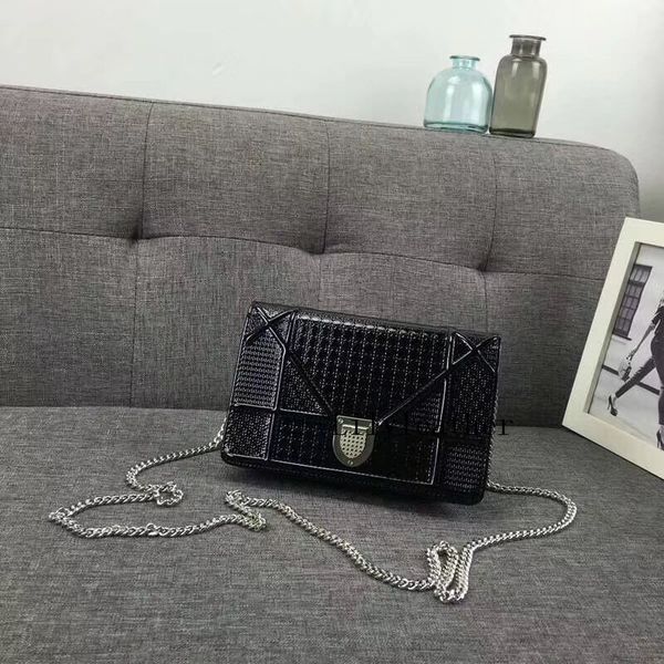 

Woc ama chain big tenge bag cla ic erie lady evening bag cowhide genuine leather olid imple fa hion hand mini bag 19cm