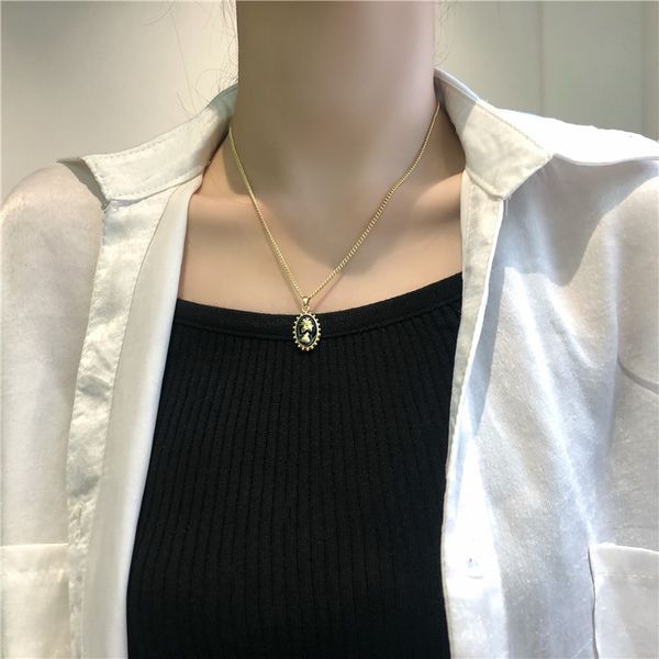 

fashion sense vintage black enamel queen necklace for female korean temperament simple high-grade women chocker necklace gift, Silver
