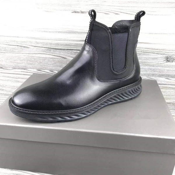 

classic designer casual shoes for mens lace-up leather high help sneakers black round head rubber outsole outdoor shoes ck001
