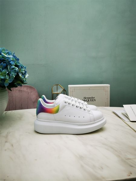 

2019 spring fashion high-end reflective design basketball white shoes lace-up flat shoes sports high-quality men and women casual shoes05