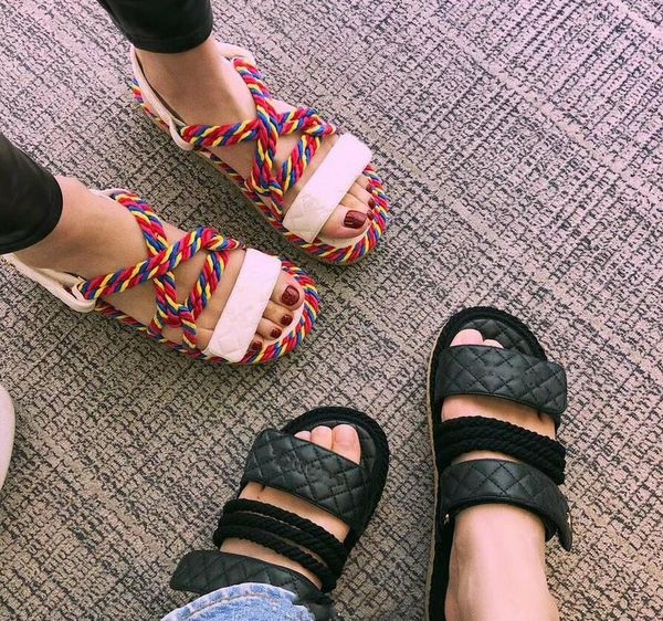 

fashion luxury designer women casual shoes summer beach flat sandals color matching hemp rope wood bottom sandals of high quality, Black