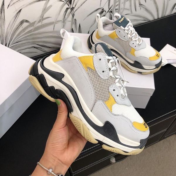 

2020 новый тройной дизайнерские папа обувь мода кроссовки лучшее качество triple-s zapatos fluo очистить подошва мужчины женщины повседневна, Black;red