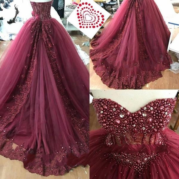 Pérolas de luxo De Cristal Frisado Quinceanera Vestidos de Baile Rendas Applique Lantejoulas Sem Alças Lace-up Em Camadas Saia Doce 16 Vestido de Festa Celebridade