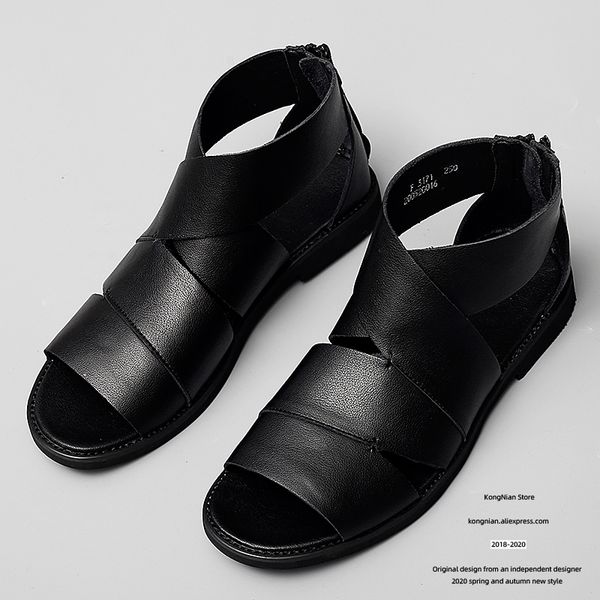 

the new summer sandals for men are black leather, waterproof and non-slip in roman style yuppie handsome flat loafers open toe