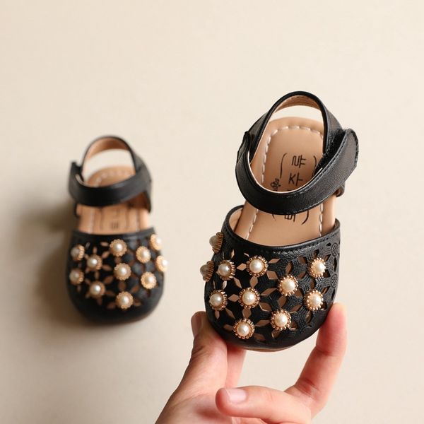 

2020 summer infant baby girls hollow shoes cute pearl rivet toddler girls shoes princess summer first walkers