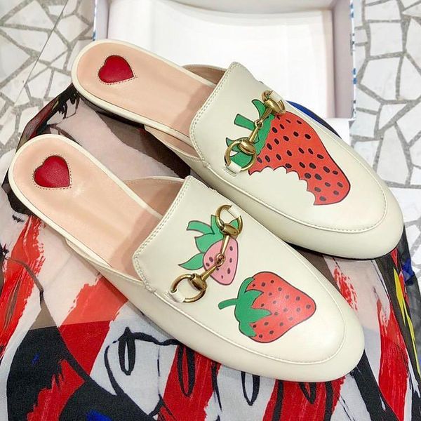 

19 design shoes womens new fashion leather slippers superstar metal buckle strawberry pattern half slippers womens flat sho qt, Black