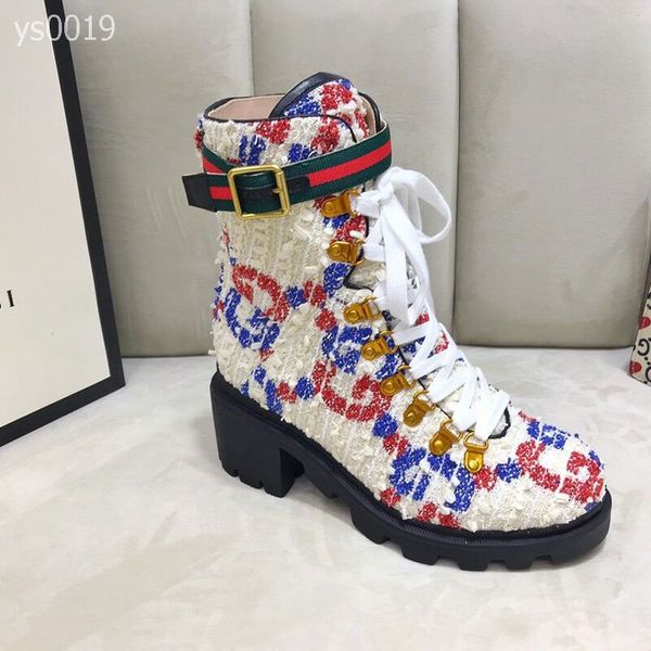 

rhinestones martin boots female british wind new autumn and winter plus velvet thick with the same non-slip leather boots, Black