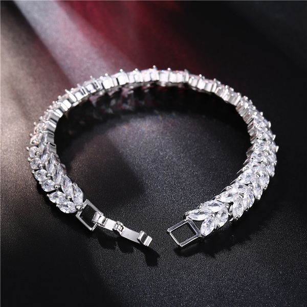 

fashion-, green copper, gold-plated wheat ears, zirconia bracelet., Black