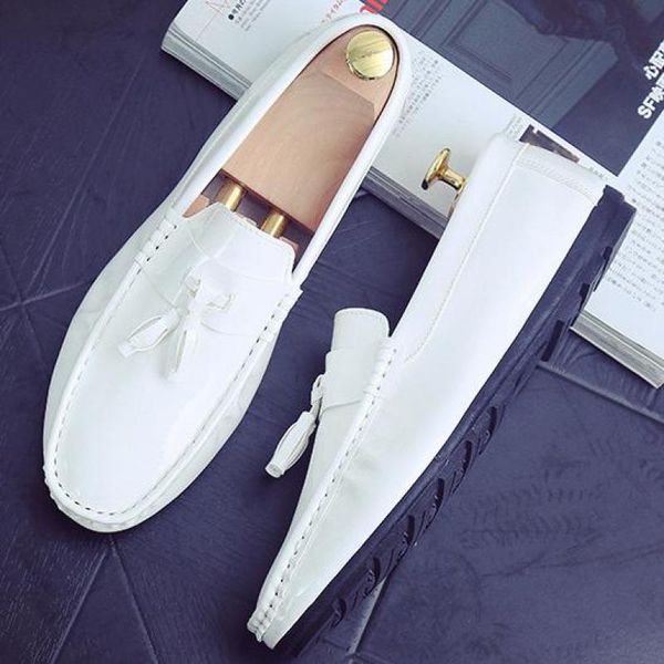 

patent leather fringe loafers men moccasins soft leather shoes slip on tassel loafer flats breathable lightweight driving shoes, Black