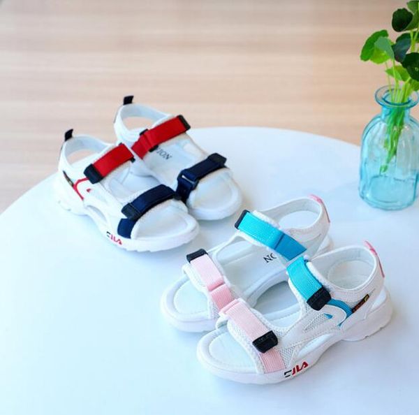 

девочки бренды летние сандалии детские мягкие подошвы пляжные сандалии детские противоскользящие уютные симпатичные туфли девушки детские вы, Black;red