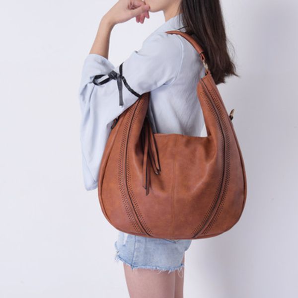 

женская сумка deisgner простой ледис сумка tide женщины сумка сумка повседневный largebag кисточкой hollow luxry мешок плеча 2020 новый