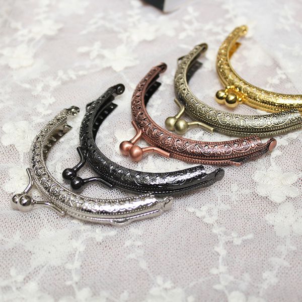 

5 color 8.5cm gourd head semi-circle deep decorative pattern export of gold gold and silver copper gun black manual fabric art