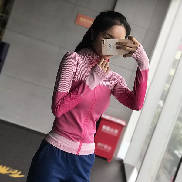 

winter new women running sport jacket hooded slim quick dry breathable coat girls outdoor training yoga gym fitness sportswear, Black;red