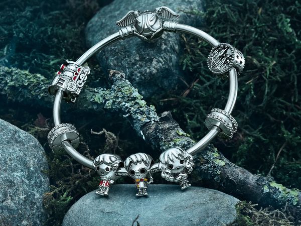 Costa Rica Venda imperdível conjunto de encantos de prata de joias europeias frete grátis novo para presente