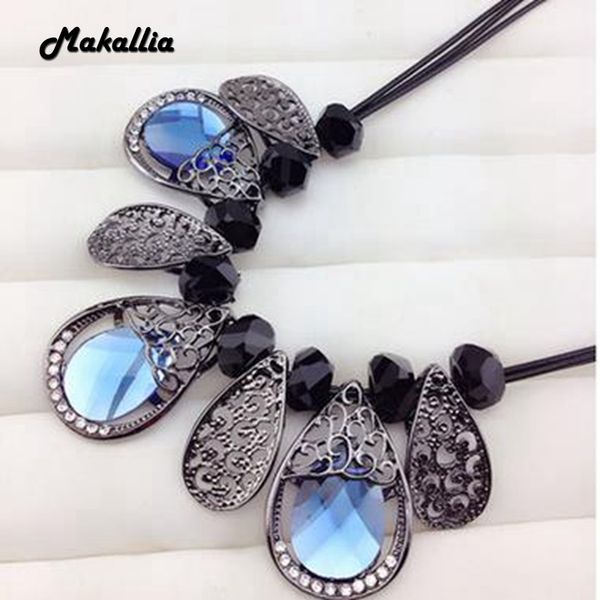 

fashion leaves crystal necklace short necklace large chain sweater chain, Silver